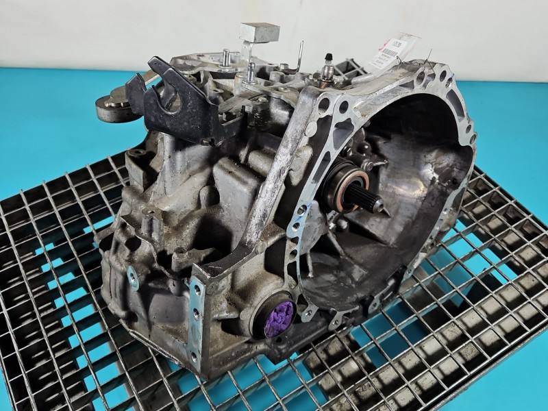 КПП Коробка передач Toyota Auris 31115-05031 5