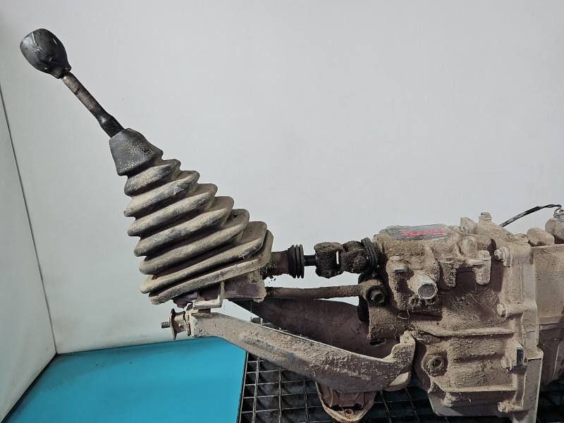 КПП Коробка передач Suzuki Samurai — фото детали 7