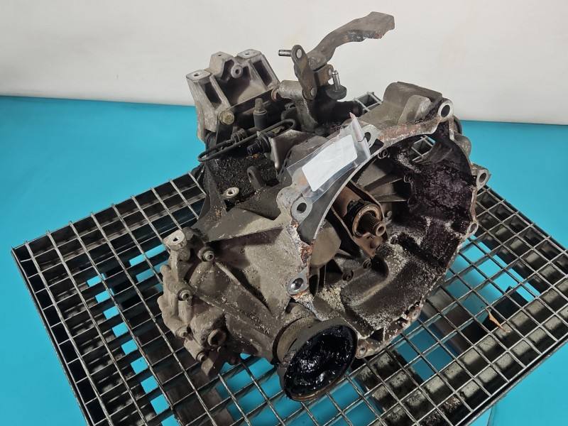 КПП Коробка передач Volkswagen Golf 5 HBM