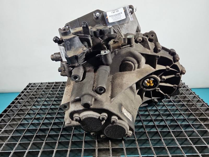 КПП Коробка передач Ford Focus AV6R-7002-KF — фото деталі 4