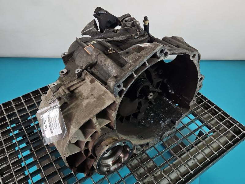 КПП Коробка передач Skoda Octavia 3 PFL