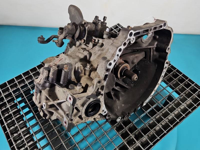КПП Коробка передач Toyota Avensis Verso E350