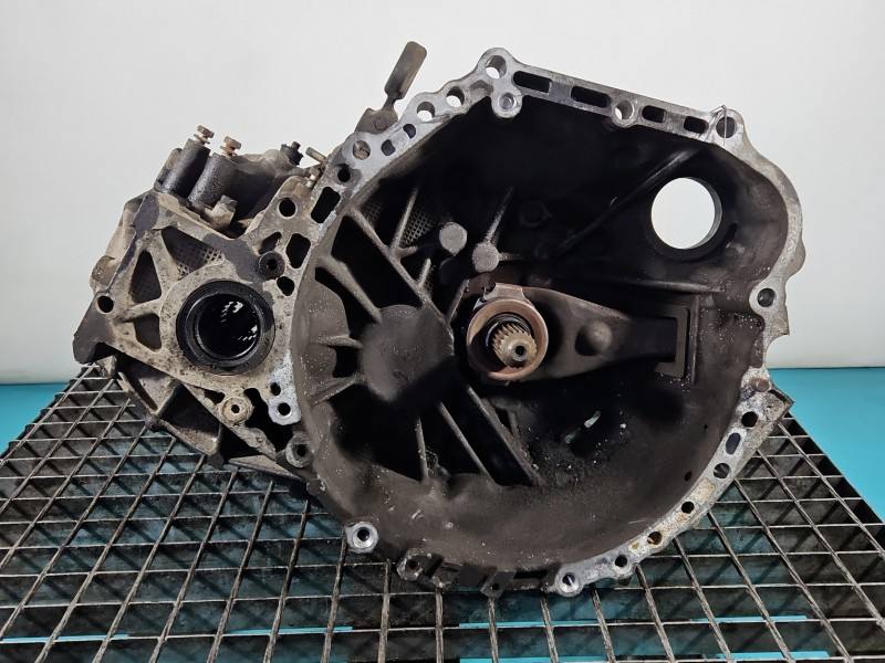 КПП Коробка передач Toyota Avensis Verso E350 — фото деталі 2