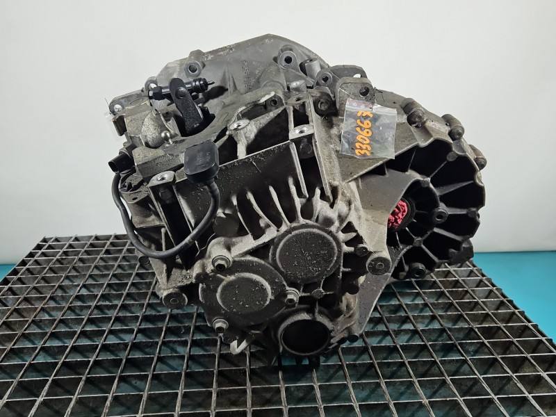 КПП Коробка передач Ford Kuga 8V4R-7002-AE — фото детали 4