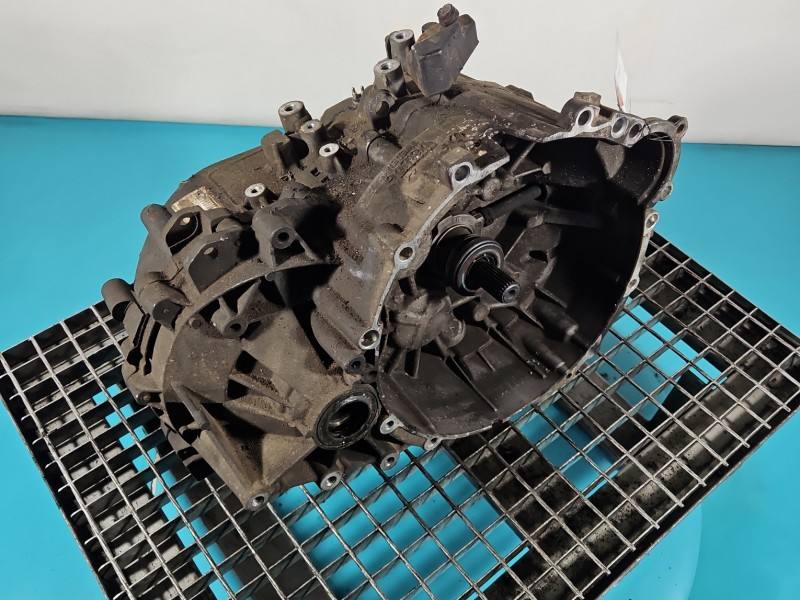 КПП Коробка передач Volvo V50 P9482297