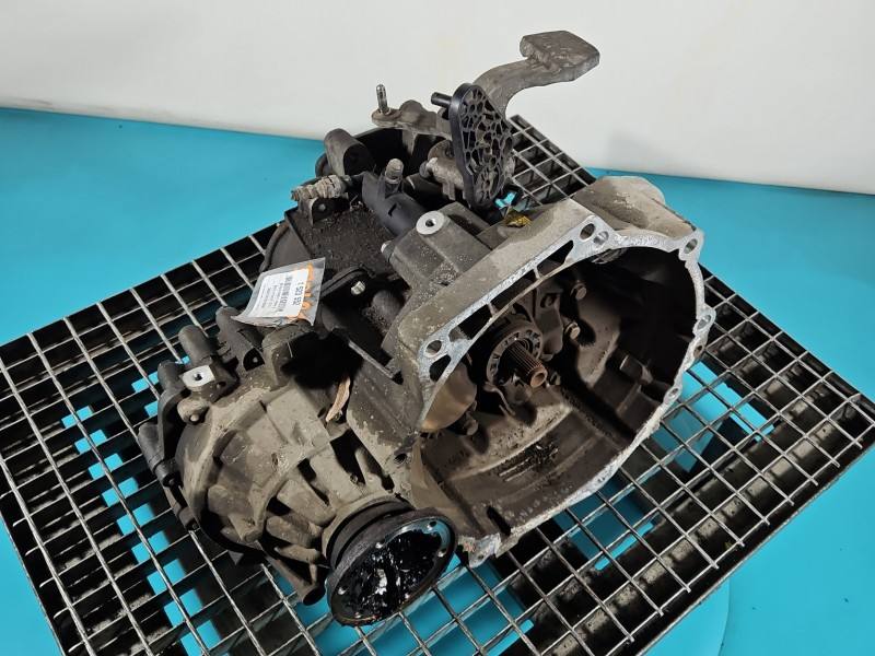 КПП Коробка передач Skoda Octavia 3 QYB