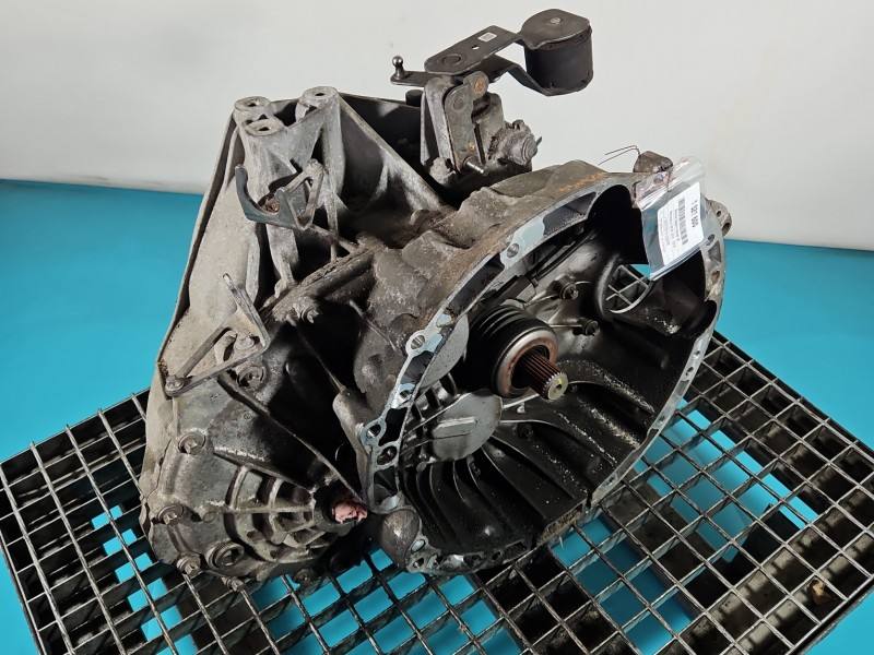 КПП Коробка передач Mercedes A W176 2463608400