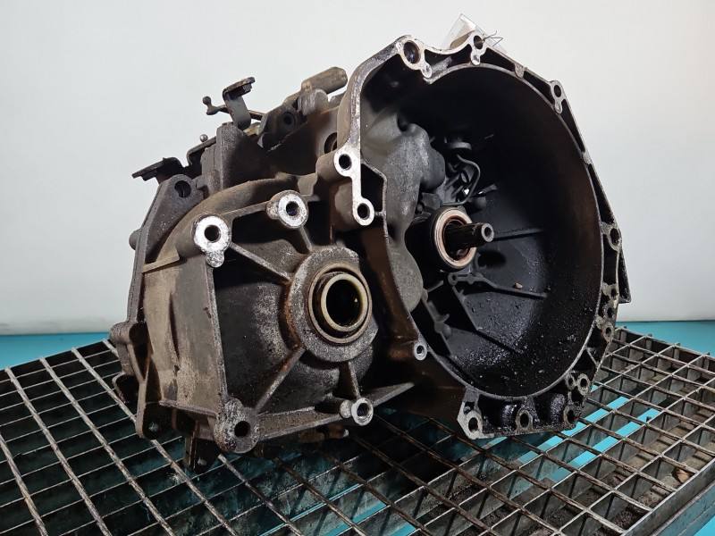 КПП Коробка передач Opel Vectra C 13101871