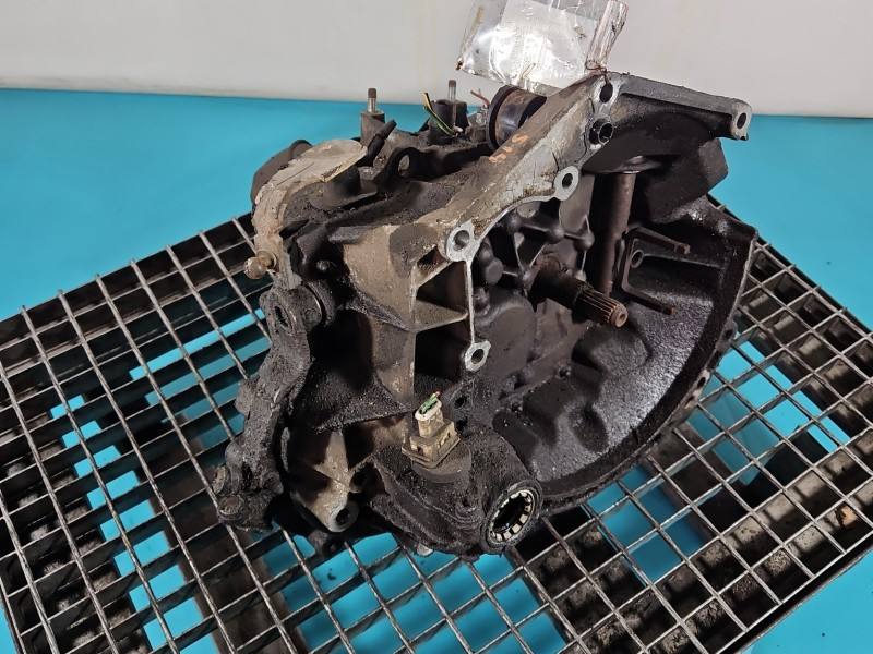 КПП Коробка передач Citroen Saxo 20CE37