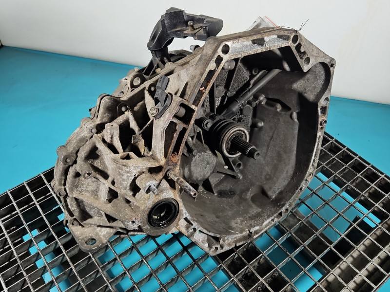 КПП Коробка передач Renault Scenic 3 TL4B045