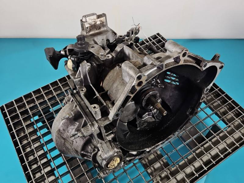 КПП Коробка передач Peugeot 3008 20MB50