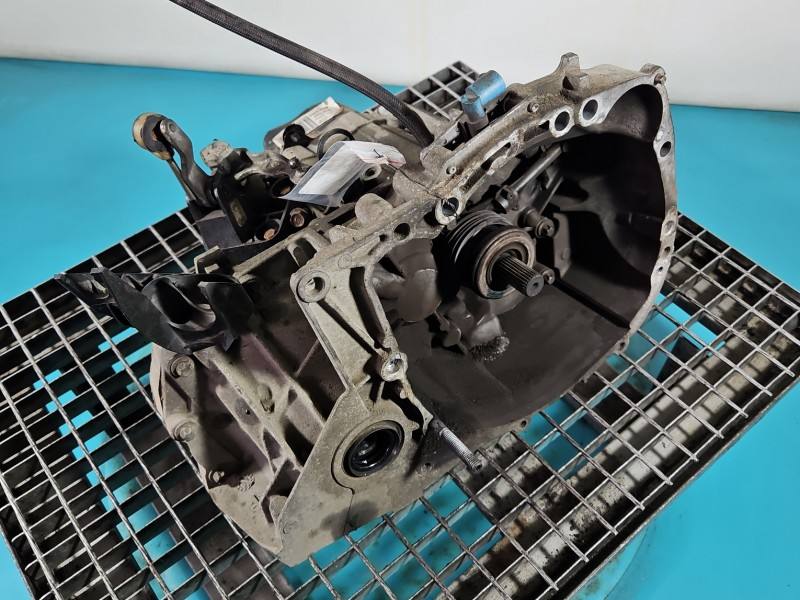 КПП Коробка передач Renault Clio JH3128