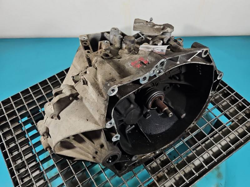 КПП Коробка передач Peugeot 5008 20EA12