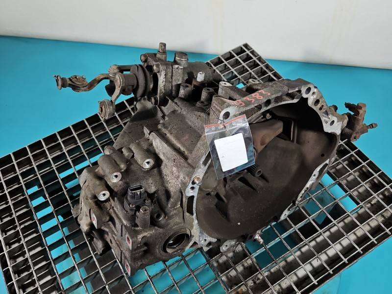 КПП Коробка передач Toyota Yaris 1
