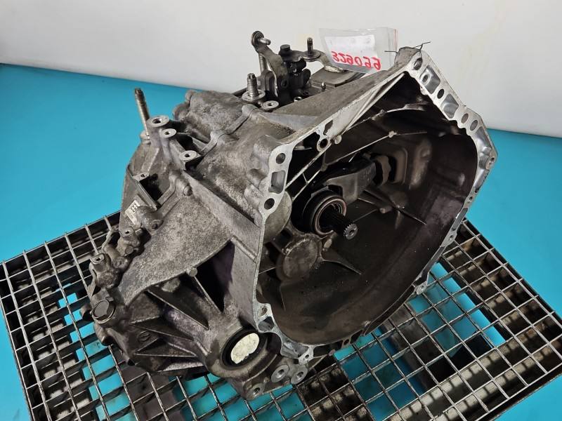 КПП Коробка передач Mazda 6 D6020
