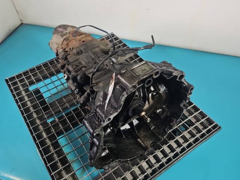 КПП Коробка передач Audi A6 C5 HHQ
