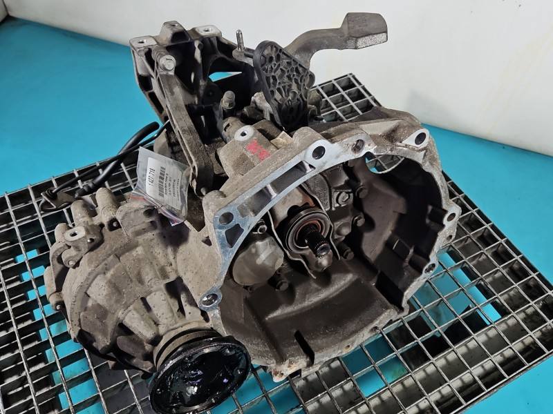 КПП Коробка передач Volkswagen Golf 6 MCB
