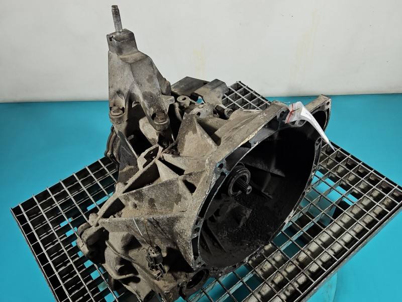 КПП Коробка передач Ford Focus XS4R-7002-FA