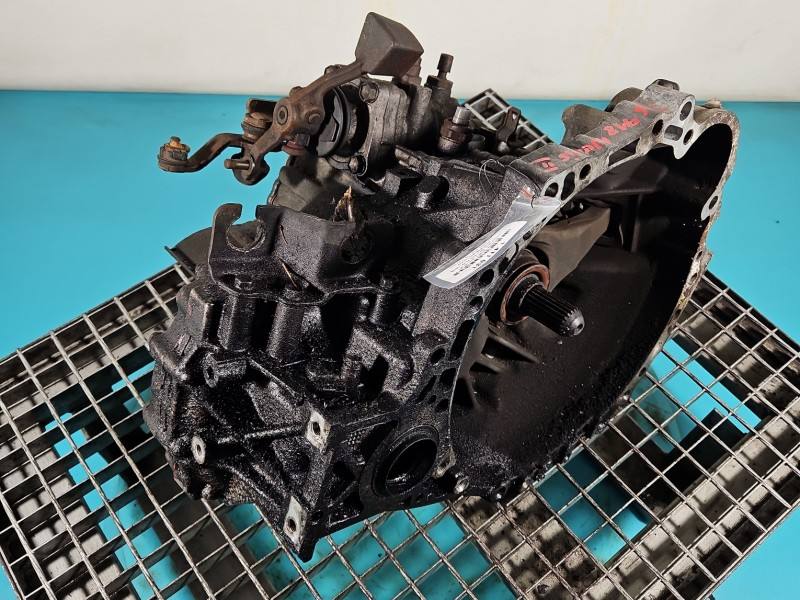 КПП Коробка передач Toyota Avensis T25