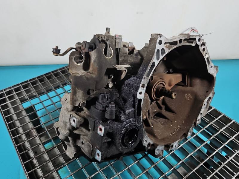 КПП Коробка передач Toyota Yaris 1