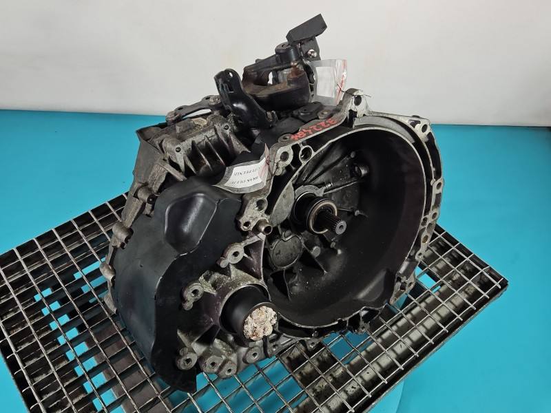 КПП Коробка передач Land Rover Discovery GK7R-7002-AB