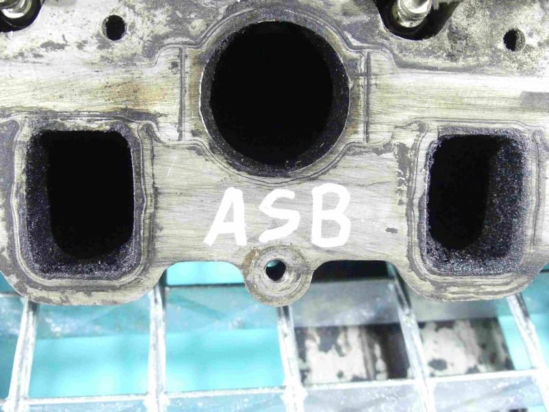 ГБЦ Головка блоку Audi A6 C6 ASB — фото деталі 8