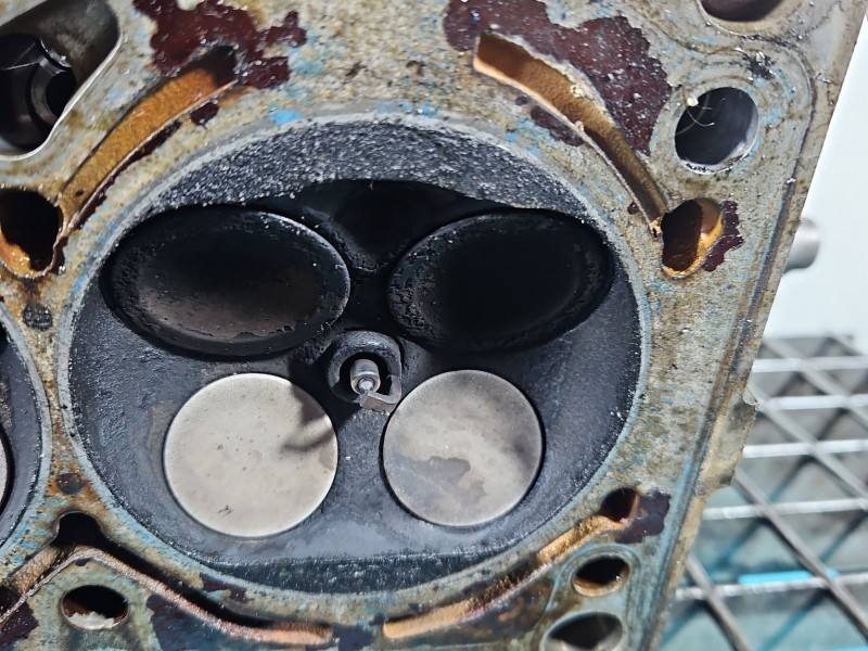 ГБЦ Головка блоку Audi A3 8P 06D103373AL — фото деталі 18