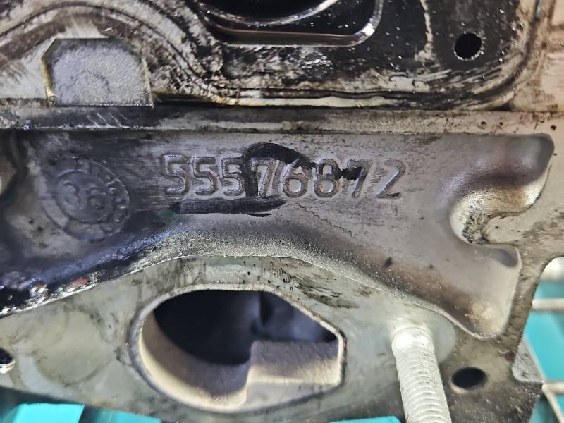 ГБЦ Головка блоку Opel Astra J A17DTE — фото деталі 10