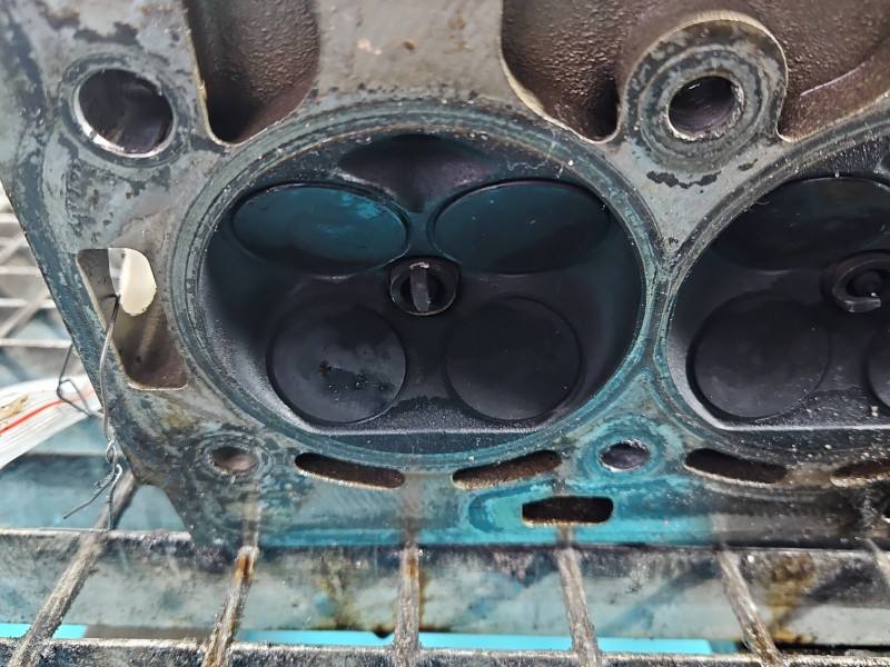 ГБЦ Головка блоку Volkswagen Tiguan 03C103358AK — фото деталі 9