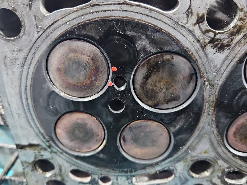 ГБЦ Головка блоку Audi Q5 CCW — фото деталі 16