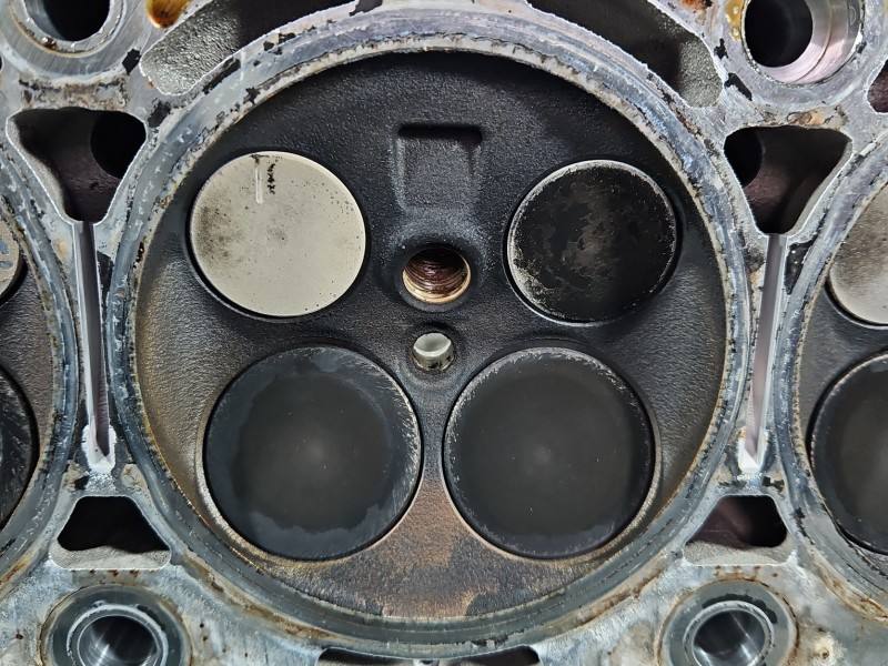 ГБЦ Головка блоку Mercedes GL X166 2780163201 — фото деталі 14