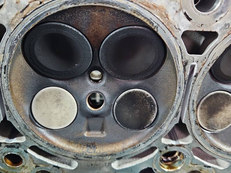 ГБЦ Головка блоку Mercedes GL X166 2780163101 — фото деталі 13