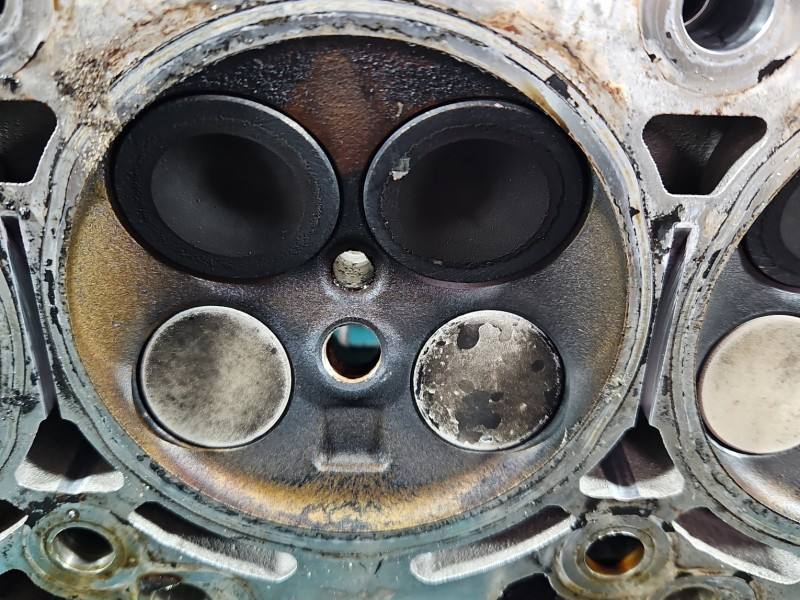 ГБЦ Головка блоку Mercedes GL X166 2780163101 — фото деталі 14