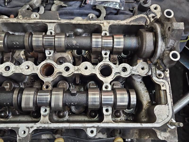 ГБЦ Головка блоку Toyota Avensis T27 2AD — фото деталі 5
