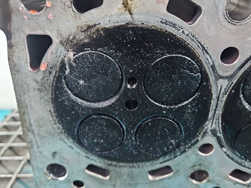 ГБЦ Головка блоку Toyota Avensis T27 2AD — фото деталі 12