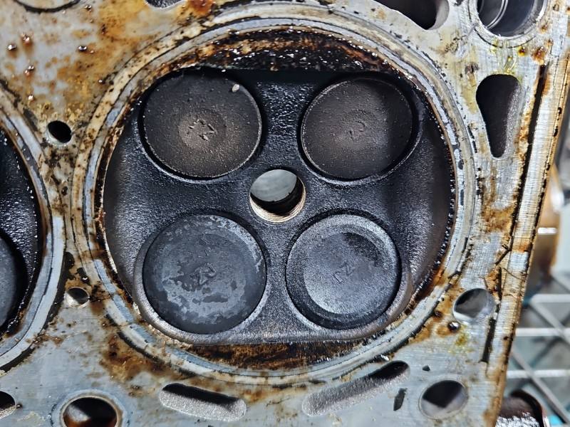 ГБЦ Головка блоку Mazda 2 ZJ — фото деталі 16
