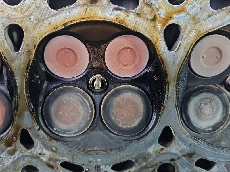 ГБЦ Головка блоку Toyota Auris — фото деталі 14
