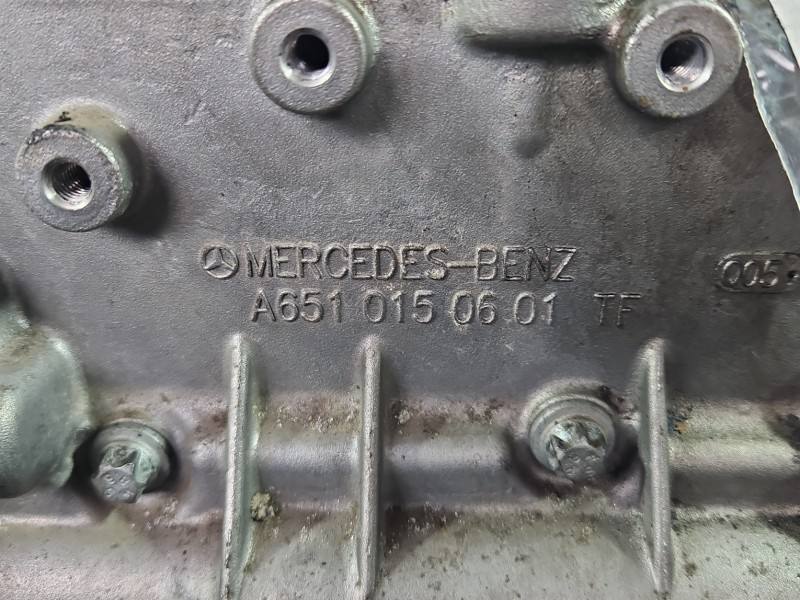 ГБЦ Головка блоку Mercedes B W246 651930 — фото деталі 17