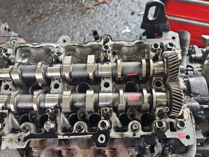 ГБЦ Головка блоку Opel Astra J 55576872 — фото деталі 3