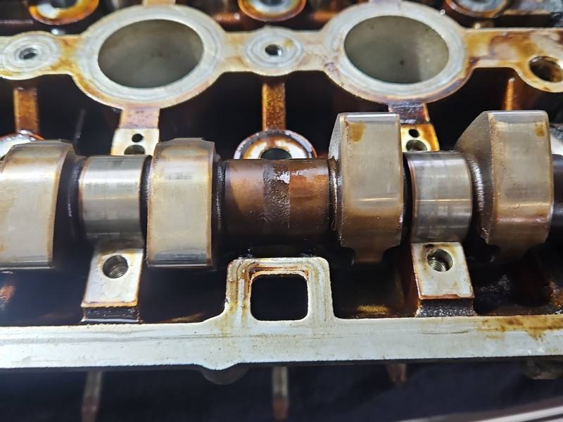 ГБЦ Головка блоку Opel Astra J A16XER — фото деталі 2