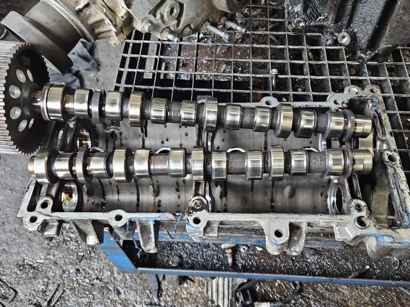 ГБЦ Головка блоку Fiat Freemont 939B5000