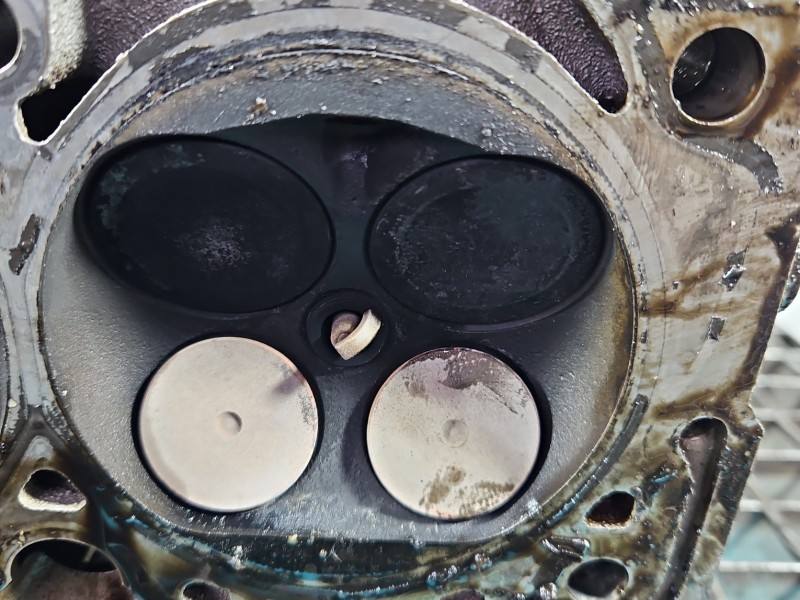 ГБЦ Головка блоку Audi A6 C7 06H103373K — фото деталі 16