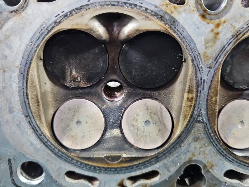 ГБЦ Головка блоку Skoda Kamiq 05C103404C — фото деталі 10