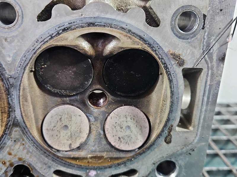 ГБЦ Головка блоку Skoda Kamiq 05C103404C — фото деталі 12