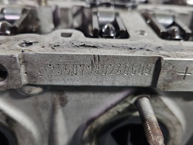 ГБЦ Головка блоку BMW X6 N57D30B — фото деталі 8