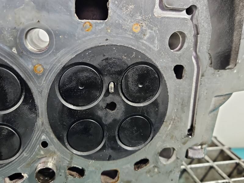 ГБЦ Головка блоку BMW X6 N57D30B — фото деталі 17