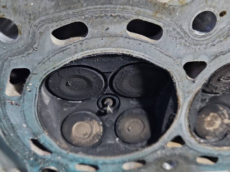 ГБЦ Головка блоку Toyota Yaris 3 — фото деталі 17