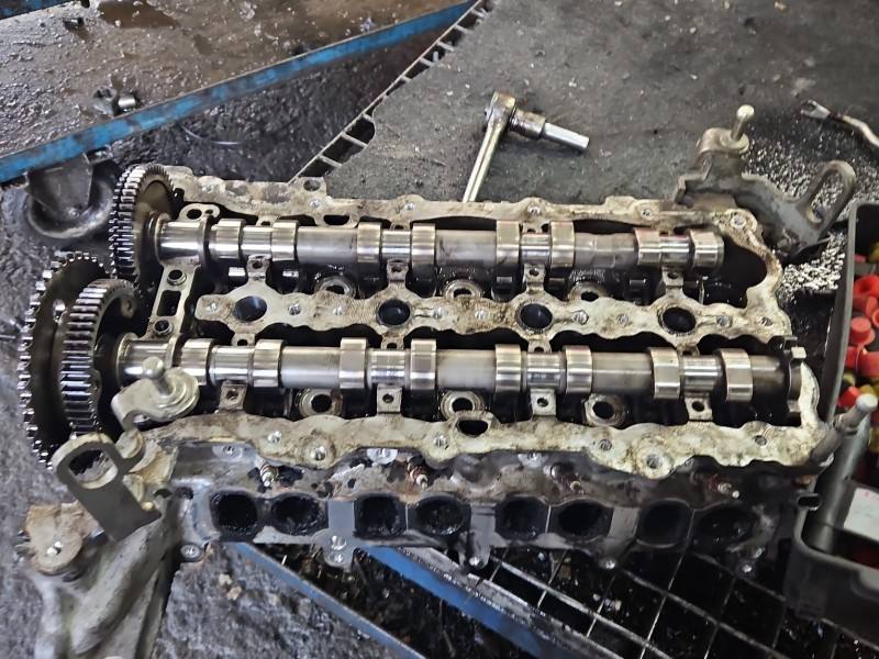 ГБЦ Головка блоку Opel Astra K 55500308