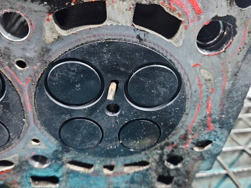 ГБЦ Головка блоку Opel Astra K 55500308 — фото деталі 18