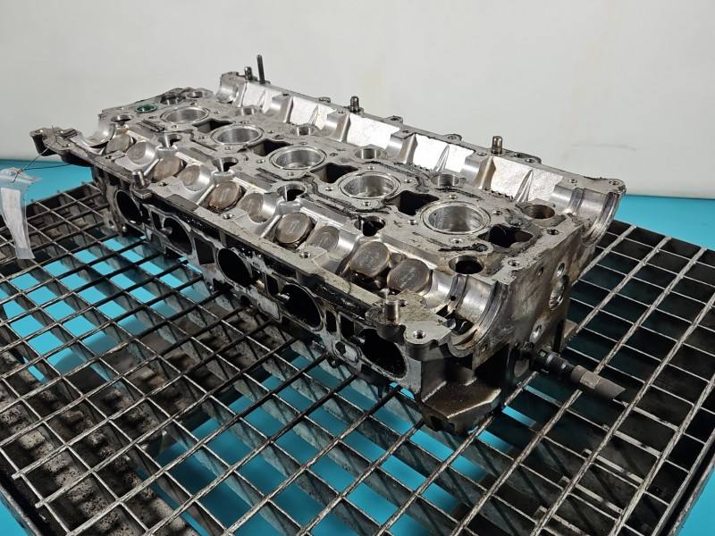 ГБЦ Головка блоку Volvo V50 8642289004